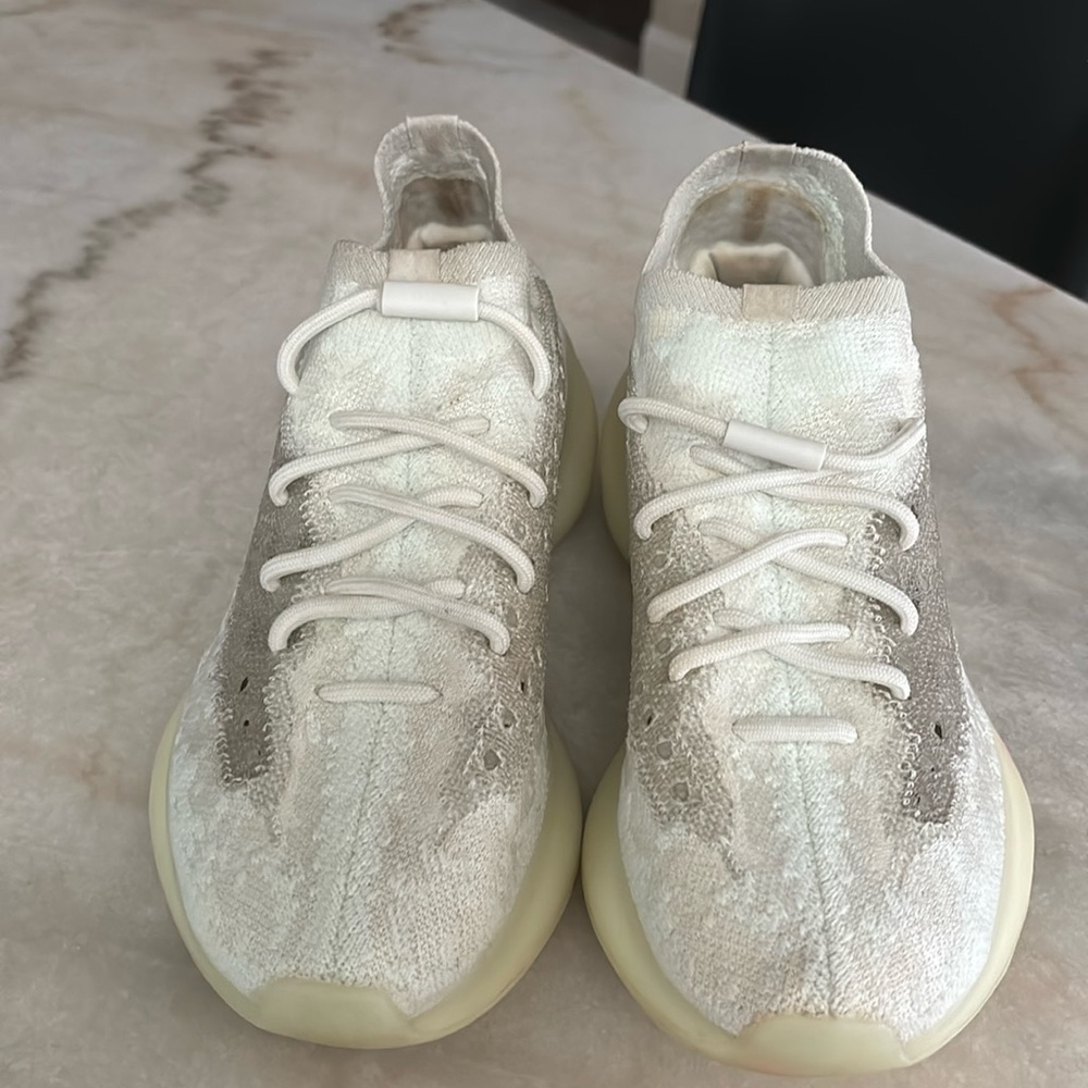 White Yezzy